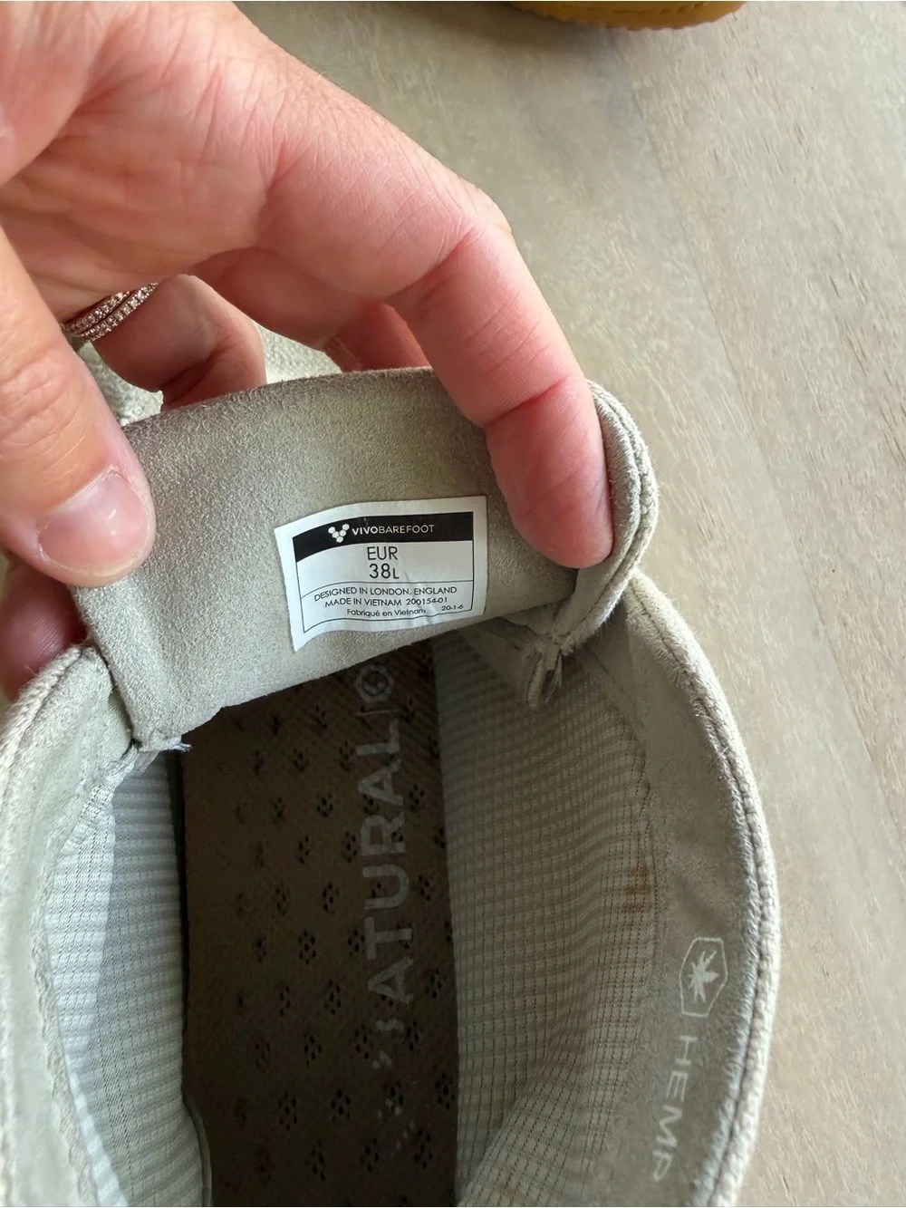 Women’s vivobarefoot hemp gobi